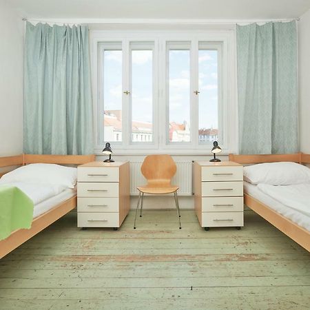 Hostel Mikolase Alse Прага Экстерьер фото